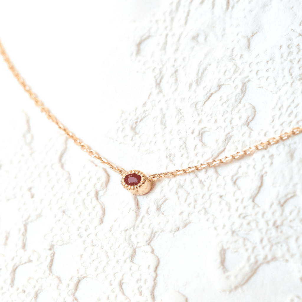 Collier rubis véritable ovale
