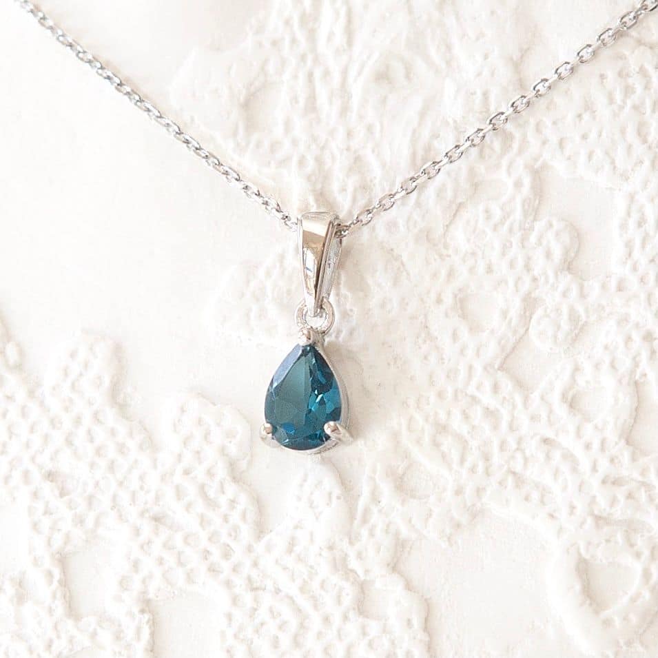Collier goutte topaze bleue véritable argent
